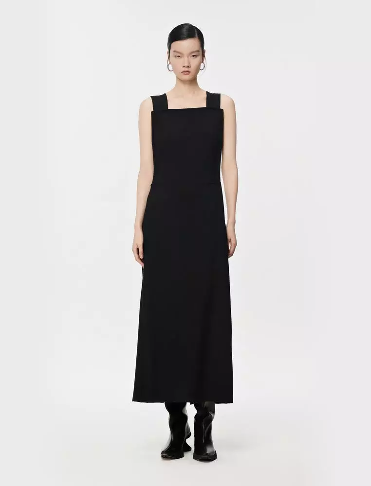 Purchased through A2EShip Ship For Me/ Buy For Me: Backless Long Sleeveless Dress