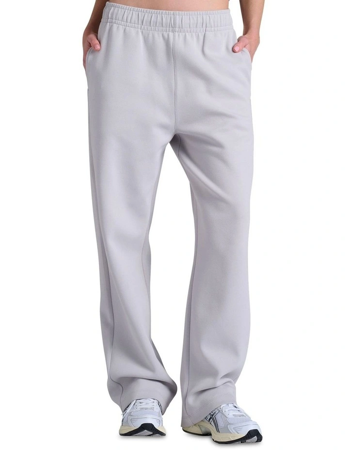 A2ESHIP-DỊCH VỤ MUA HỘ QUỐC TẾ Champion Rochester Base Straight Leg Jogger in Grey