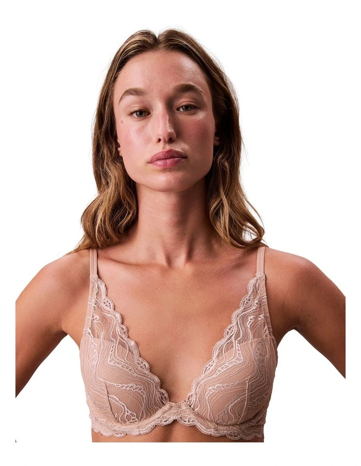 A2ESHIP-DỊCH VỤ MUA HỘ QUỐC TẾ Calvin Klein Sensual Stretch Lace Lightly Lined Plunge Bra in Cedar